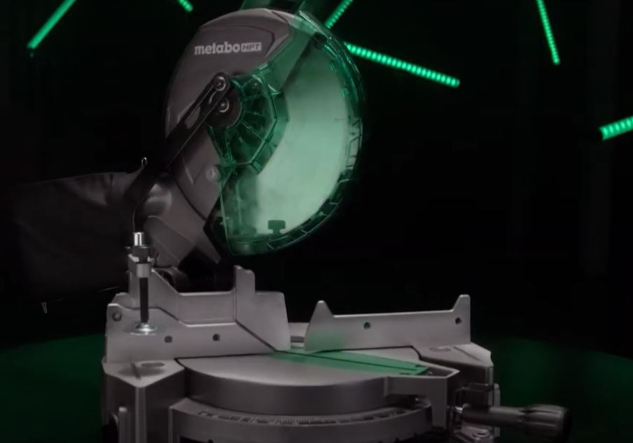 Metabo HPT 10-Inch Compound Miter Saw Reviews / Precision and Versatility